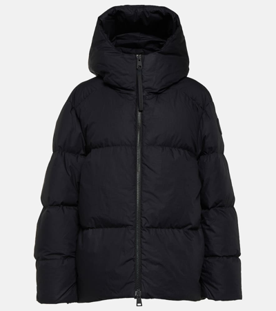 Canada Goose Black Garnet Down Jacket