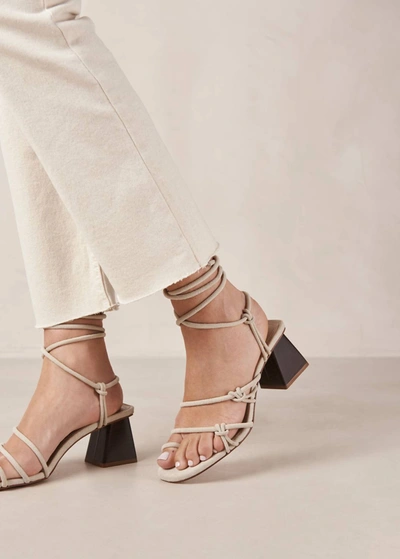 Alohas Goldie Leather Sandal In Cream
