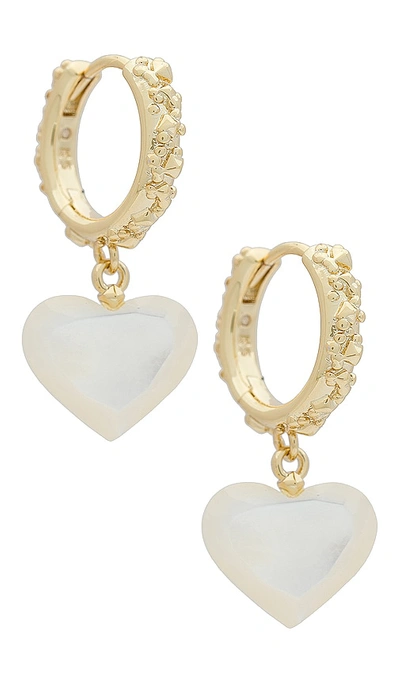 Kendra Scott Penny Heart Huggie Earrings In Ivory Mother Of Pearl
