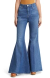 Frame The Extreme Flare Jeans In Blue