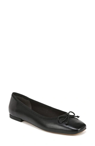 Franco Sarto Abigail Flat In Black