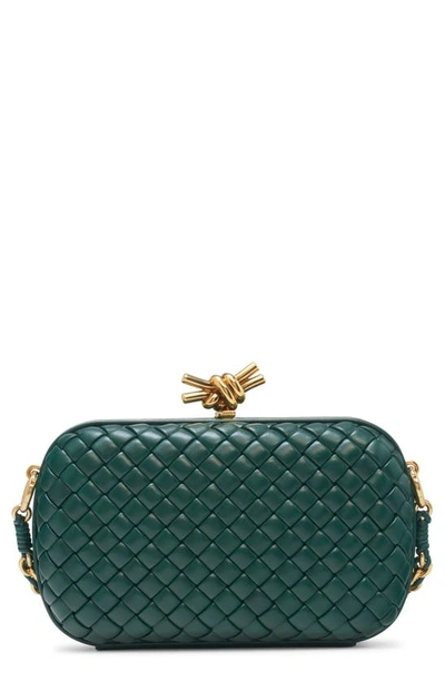 Bottega Veneta Knot Clasp Intrecciato Leather Minaudière In Green