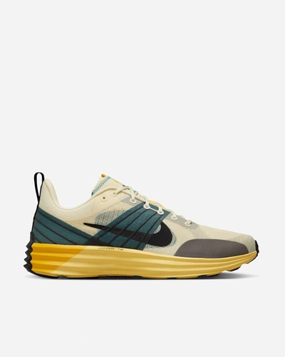 Nike Lunar Roam In Yellow