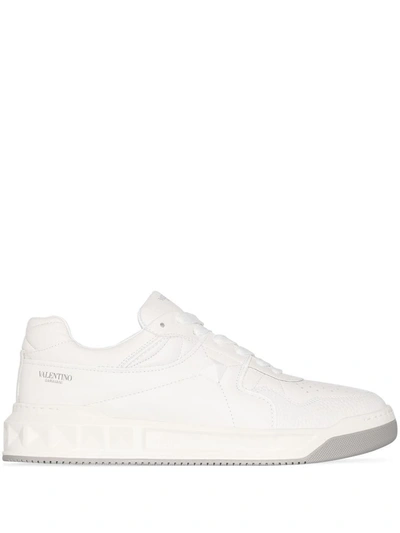 Valentino Garavani Trainers In White/pastel Grey