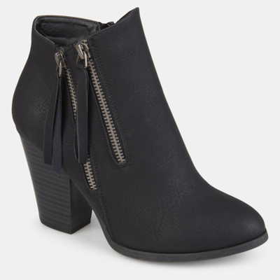 Journee Collection Collection Women's Wide Width Vally Bootie In Black