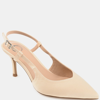 Journee Collection Knightly Pump In Ivory