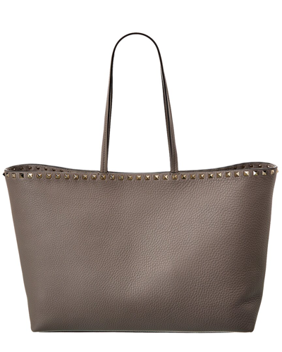 VALENTINO GARAVANI VALENTINO ROCKSTUD LARGE GRAINY LEATHER SHOPPER TOTE