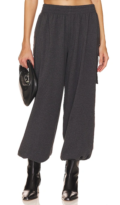 Norma Kamali Oversized Boyfriend Cargo Cotton-blend Sweatpants In Dark Heather Grey