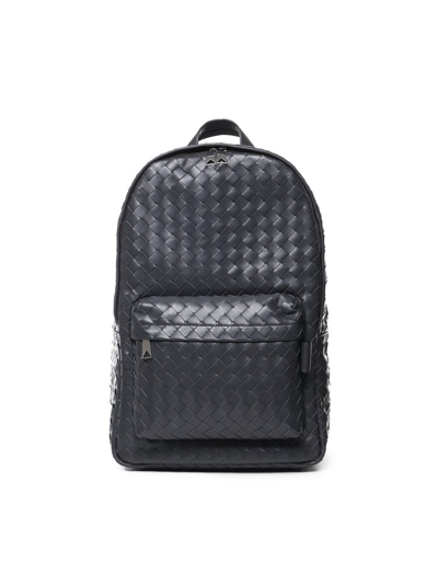 Bottega Veneta Classic Intrecciato Medium Backpack In Black