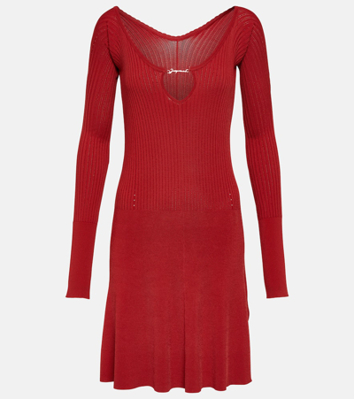 Jacquemus La Mini Dressing Gown Pralu Off-shoulder Minidress In Dark_red