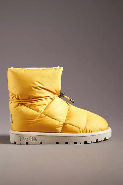 Flufié Pillow Boots In Yellow