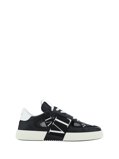 Valentino Garavani Vl7n Panelled Trainers In Nero/nero-bianco/nero/nero-bian/ner