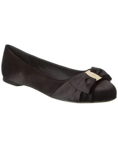 Ferragamo Varina Satin Flat In Black