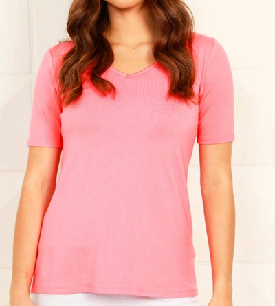 French Kyss Short Sleeve V-neck T Shirt In Coral In Pink