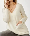 Charlie Paige Vee Neck Knit Sweater In Ivory In Multi