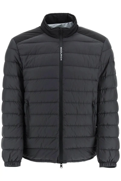 Woolrich Quilted Zipped Down Jacket In Black