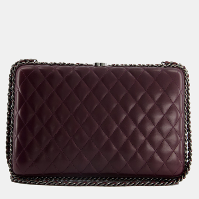 Pre-owned Chanel Burgundy Clutch On Chain Bag With Chain Details And Gunmetal Hardware In Red
