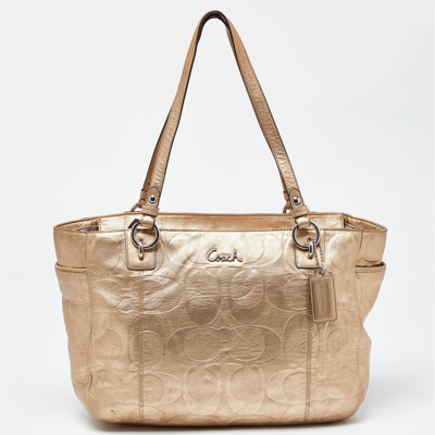 Pre-owned Coach Gold Signature Embossed Leather East West Gallery Tote