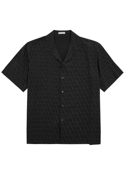 Valentino Toile Iconograph Camp-collar Logo-jacquard Silk-satin Shirt In Black