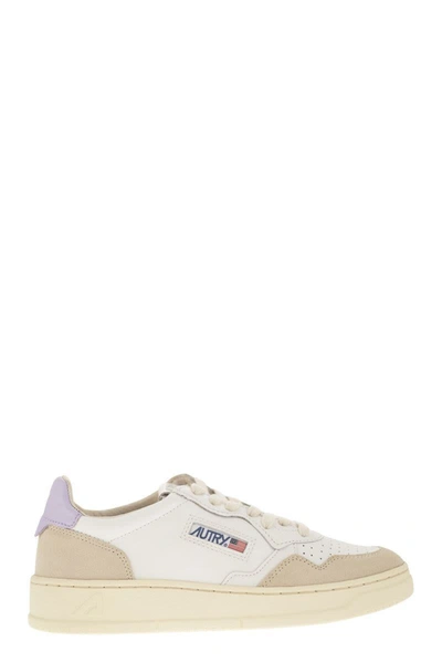 Autry 01 Sneakers In White Suede And Leather In Multi-colored