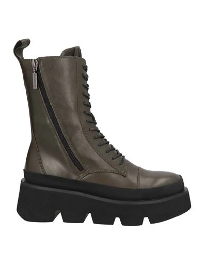 Emanuélle Vee Woman Ankle Boots Military Green Size 9 Soft Leather