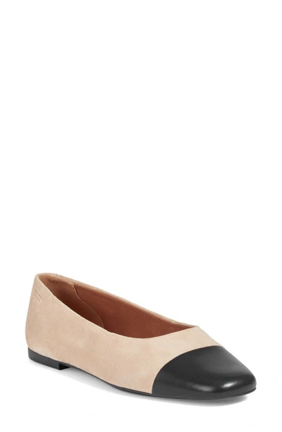 Vagabond Shoemakers Jolin Ballet Flat In Safari/ Black