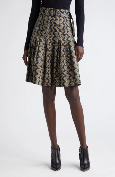 Akris Punto Bird-print Pleated Cotton Satin Belted Skirt In Sage Black Ink