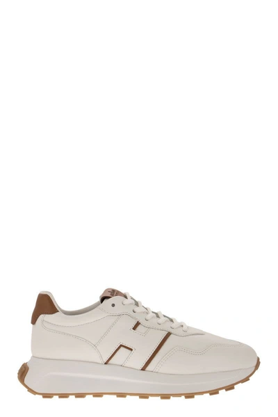 Hogan H641 - Leather Trainers In White