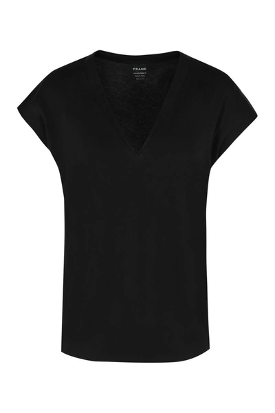 Frame V-neck T-shirt In Black