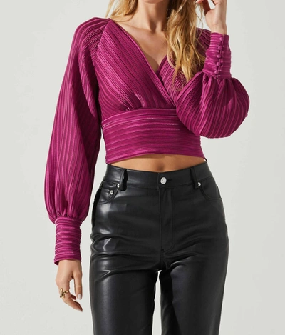 ASTR PERNILLA PLEATED TOP IN PINK