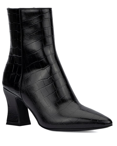 Aquatalia Claina Weatherproof Leather Boot In Black