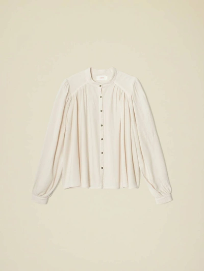 Xirena Florie Shirt In Yarrow In White