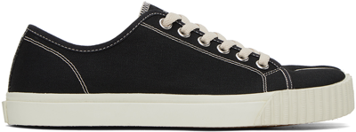 Maison Margiela Tabi Canvas Low Sneakers In Black