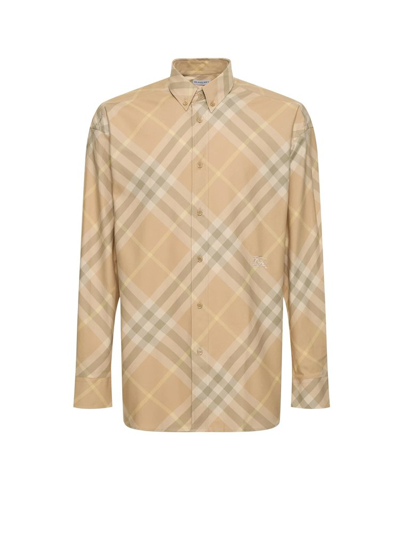Burberry Long Sleeved Checked Shirt In Beige
