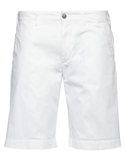 40weft Man Shorts & Bermuda Shorts White Size 30 Cotton