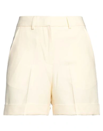 Jjxx By Jack & Jones Woman Shorts & Bermuda Shorts Cream Size M Recycled Polyester, Viscose, Elastan In White