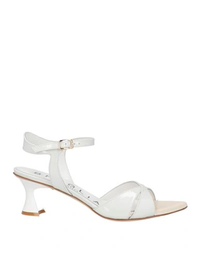 Bruglia Woman Sandals White Size 9.5 Soft Leather