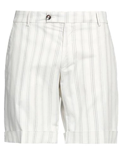Michael Coal Man Shorts & Bermuda Shorts White Size 33 Cotton, Elastane