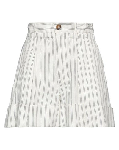 Solotre Woman Shorts & Bermuda Shorts Cream Size 6 Viscose, Linen, Cotton, Polyester In White
