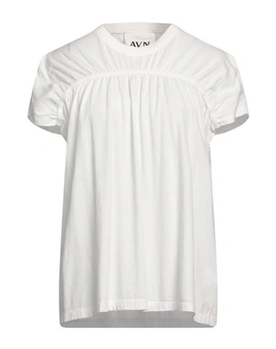 Avn Woman T-shirt White Size 6 Cotton