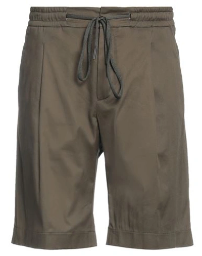 Hōsio Man Shorts & Bermuda Shorts Military Green Size 38 Cotton, Elastane