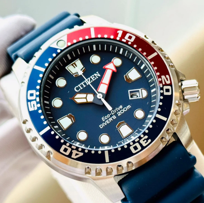 Pre-owned Citizen Eco-drive Promaster Diver Men's Watch Silver Tone Blue Dial Bn0168-06l