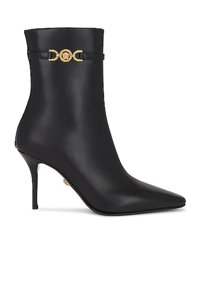 Versace Calf Leather Booties In Black