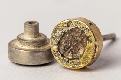 Parts Of Four Tiny Stud Earring (fuse, 0.1 Ct, Diamond Slab, Da18k+dia) In Gold