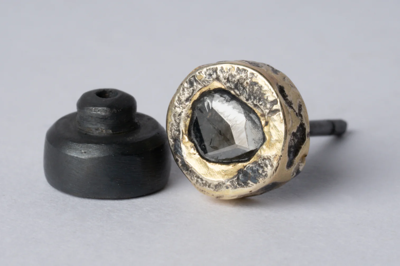 Parts Of Four Tiny Stud Earring (fuse, 0.1 Ct, Diamond Slab, Ka18k+dia) In Black 18k Gold