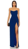 Katie May Pamela Gown In 海蓝