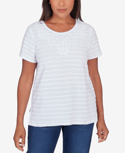 Alfred Dunner Petite Classic Neutrals Lace Neck Striped Split Hem T-shirt In White