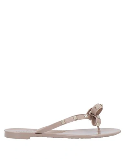 Valentino Garavani Summer Rockstud Thong Sandal In Beige