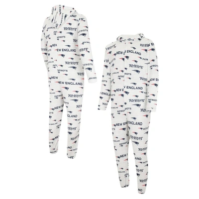 CONCEPTS SPORT CONCEPTS SPORT WHITE NEW ENGLAND PATRIOTS ALLOVER PRINT DOCKET UNION FULL-ZIP HOODED PAJAMA SUIT
