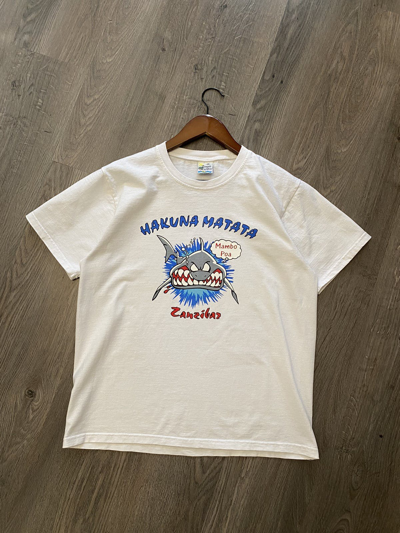 Pre-owned Crazy Shirts X Vintage Hakuna Matata Mambo Poa Zanzibar T Shirt In White